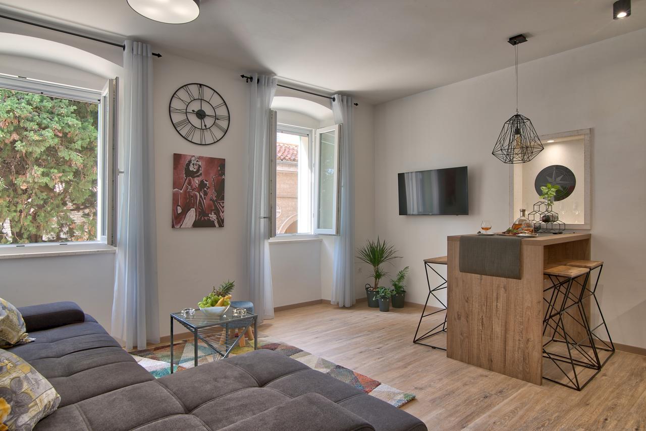 Candler'S Old Town Apartments Pula Extérieur photo